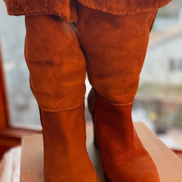 Ugg W Aprelle Chestnut Shearling Wedge Tall Boots, SZ 8.5, EUC - Picture 3 of 12